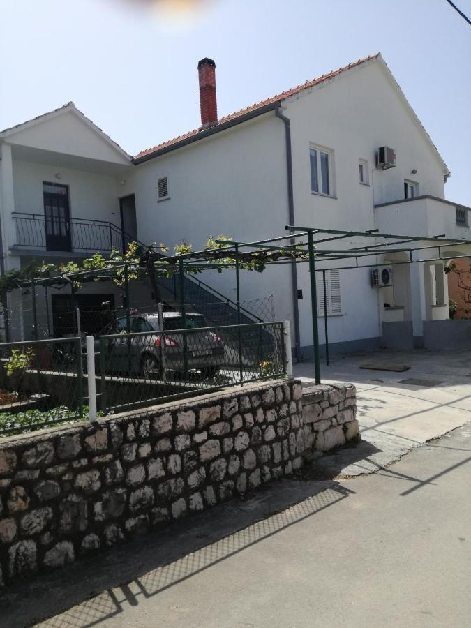 Apartmani Lukacic Biograd Na Moru Ngoại thất bức ảnh